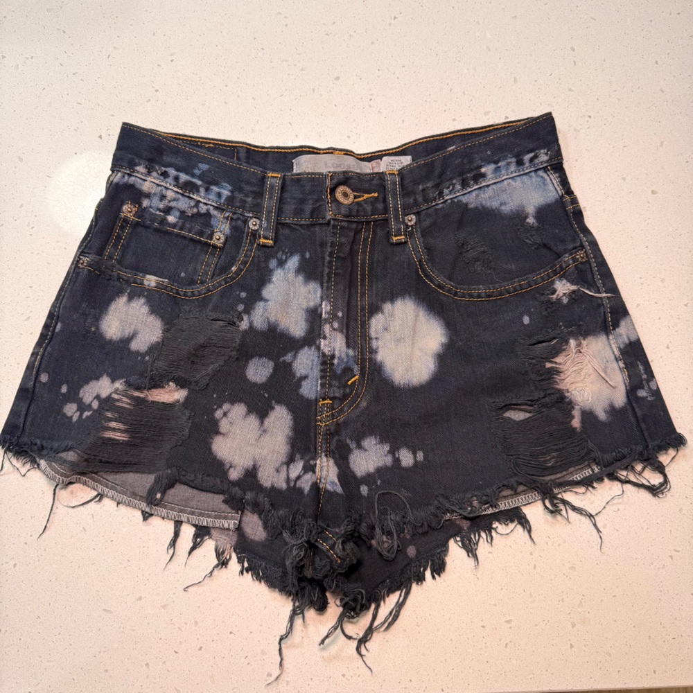 Levi's Orange Tab Bleach Splatter Loose Straight Denim CutOff Jean Shorts Sz 28